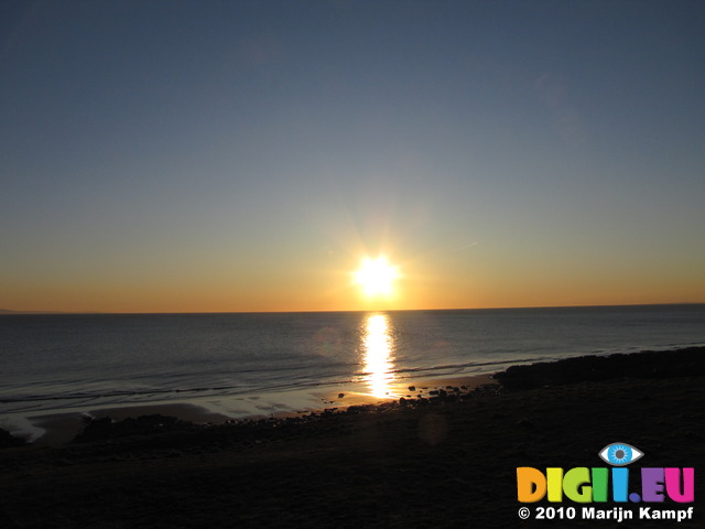 SX12773 Sunset by Ogmore by Sea